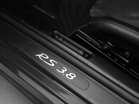 Used 2011 Porsche 911 GT3 RS image 49