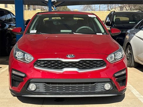 Used 2020 Kia Forte LXS image 2