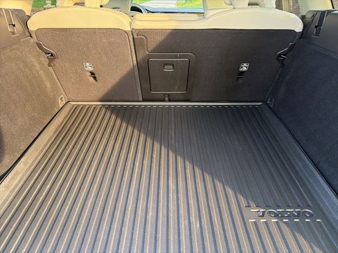 Used 2024 Volvo XC60 B5 Core w/ Climate Package image 23