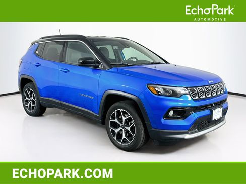 Used 2025 Jeep Compass Limited AWD/4WD image 1