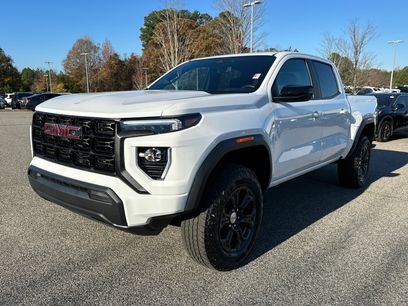 Used 2024 GMC Canyon Elevation w/ Trailering Package