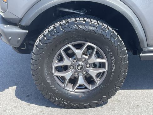 Used 2024 Ford Bronco Badlands AWD/4WD image 11