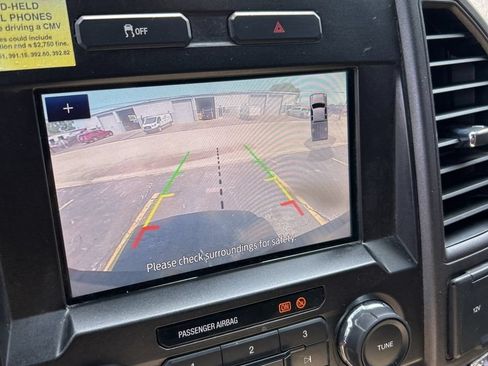 Used 2022 Ford F250 XL w/ Power Equipment Group AWD/4WD image 9