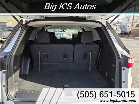 Used 2019 Chevrolet Traverse LT image 9