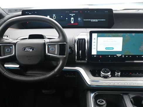 New 2026 Ford Expedition Tremor image 13