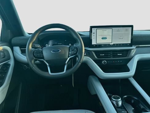 New 2027 Ford Explorer Platinum AWD/4WD image 16