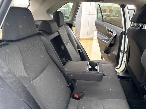 Used 2024 Toyota RAV4 XLE FWD image 28