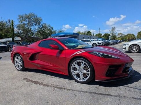 Used 2021 Chevrolet Corvette Stingray Premium Conv w/ Z51 Performance Package image 10