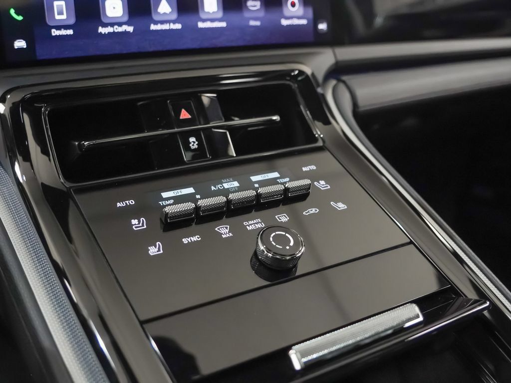 Certified 2026 Porsche Panamera 4 AWD/4WD image 17