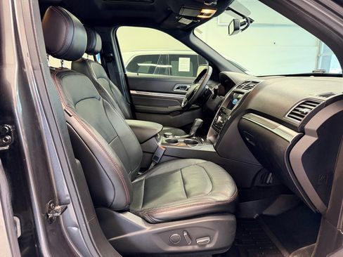 Used 2017 Ford Explorer Sport w/ Equipment Group 401A image 32