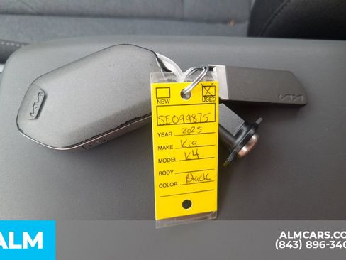 Used 2025 Kia K4 FWD image 16