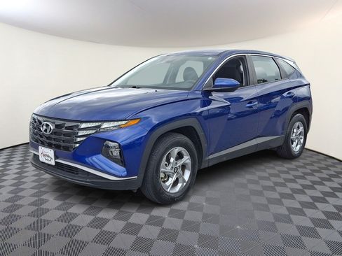 Used 2023 Hyundai Tucson SE FWD image 3