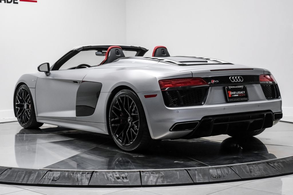 Used 2018 Audi R8 V10 AWD/4WD image 18