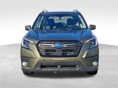 Used 2023 Subaru Forester Limited image 2