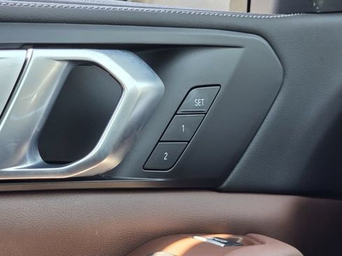 Used 2026 BMW X5 sDrive40i w/ Premium Package RWD image 21