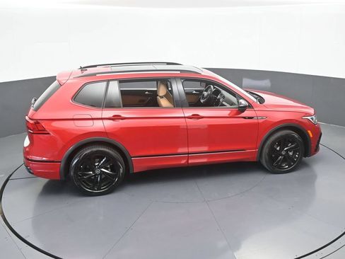 Used 2024 Volkswagen Tiguan SE R-Line FWD image 57