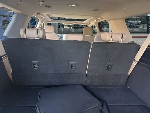 Certified 2024 Ford Expedition Max Limited image 27