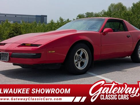 Used 1989 Pontiac Firebird Coupe image 1