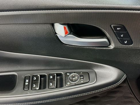 Used 2019 Hyundai Santa Fe AWD image 15