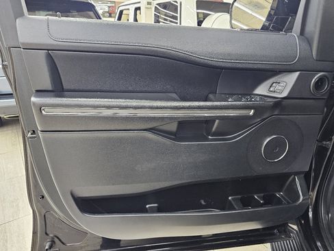 Used 2020 Ford Expedition Max XLT w/ Equipment Group 202A image 41