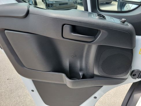 Used 2026 RAM ProMaster 2500 w/ Convenience Group FWD image 25