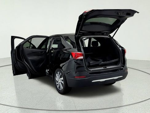 Used 2024 Chevrolet Equinox LT w/ LPO, Floor Liner Package FWD image 11