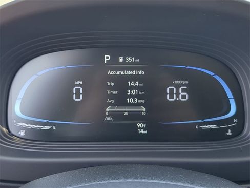 New 2025 Hyundai Venue Limited image 30