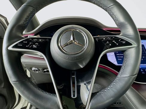 Used 2023 Mercedes-Benz EQS 580 4MATIC SUV w/ Acoustic Comfort Package image 56