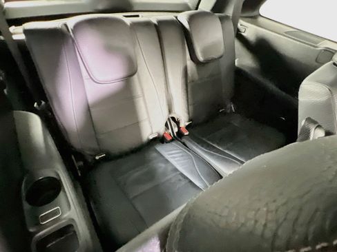 Used 2022 Mercedes-Benz GLS 450 4MATIC image 25