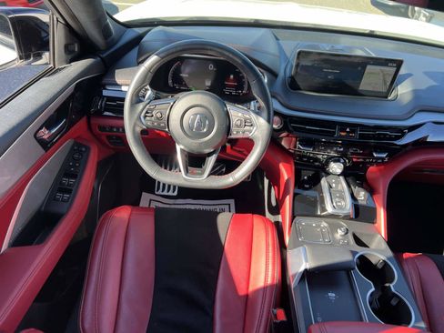 Used 2023 Acura MDX A-Spec image 17