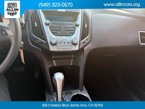 Used 2013 Chevrolet Equinox LS image 12