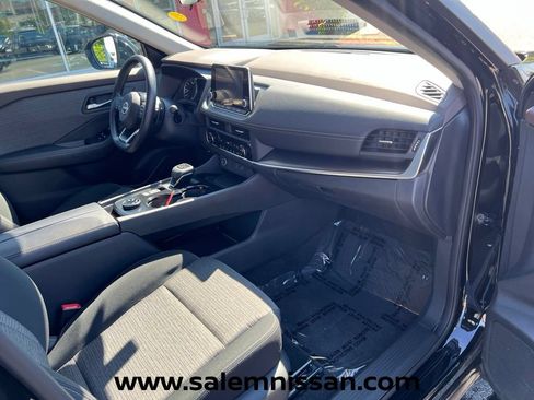 Used 2023 Nissan Rogue SV AWD/4WD image 23