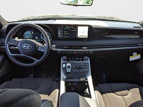 New 2025 Hyundai Palisade Calligraphy AWD/4WD image 15