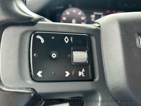 Used 2023 Land Rover Defender 110 X-Dynamic SE AWD/4WD image 45