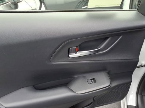 New 2026 Toyota Prius FWD image 6