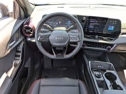 New 2026 Chevrolet Equinox RS w/ Convenience Package III FWD image 16