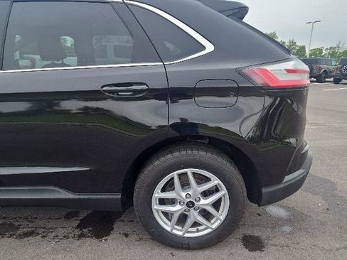 Used 2024 Ford Edge SEL AWD/4WD image 15