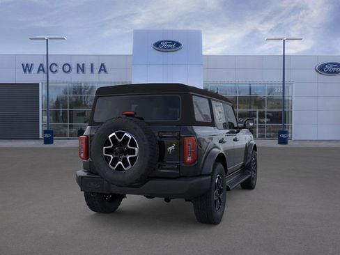 New 2025 Ford Bronco Outer Banks image 8