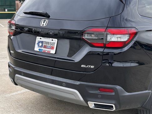Used 2024 Honda Pilot Elite image 7