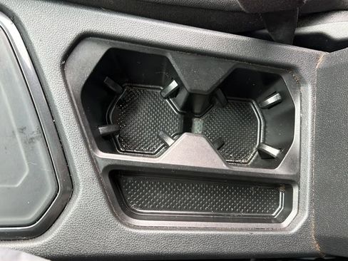 Used 2018 Volkswagen Tiguan SEL image 37