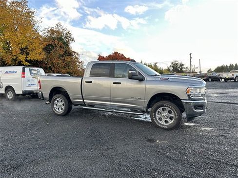 Used 2024 RAM 2500 Big Horn image 7