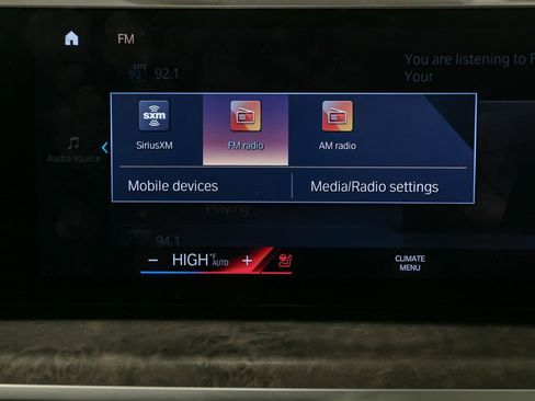 Used 2023 BMW X7 xDrive40i w/ Executive Package image 33