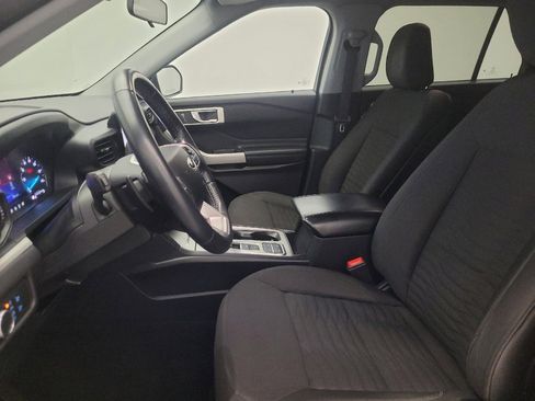 Used 2020 Ford Explorer XLT RWD image 17