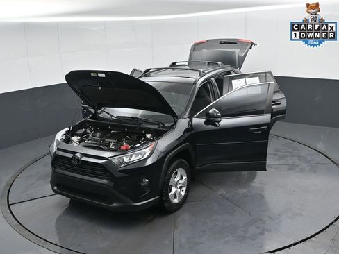 Used 2021 Toyota RAV4 XLE w/ Convenience Package image 48