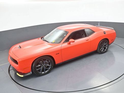 Used 2023 Dodge Challenger R/T w/ Blacktop Package image 38
