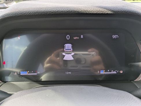 New 2025 Jeep Grand Cherokee L Laredo AWD/4WD image 23