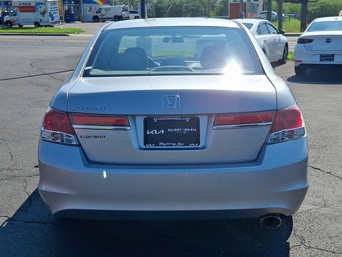 Used 2012 Honda Accord LX image 5