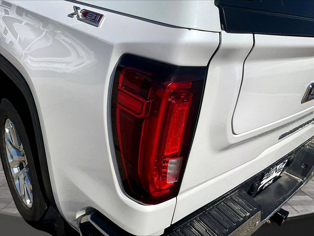 Used 2019 GMC Sierra 1500 SLT w/ SLT Premium Plus Package AWD/4WD image 26