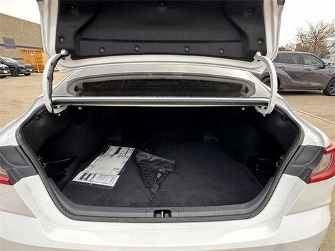 Certified 2025 Toyota Camry LE w/ Convenience Package image 30