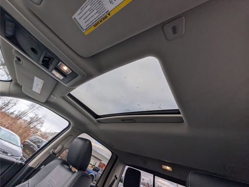 Used 2017 RAM 2500 Laramie w/ Convenience Group image 34